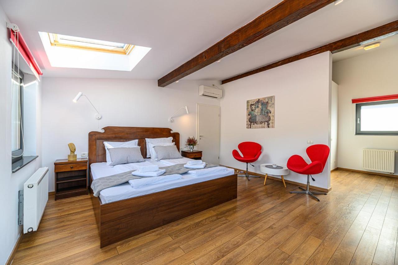 Sun Villas Accommodation Brasov Luaran gambar