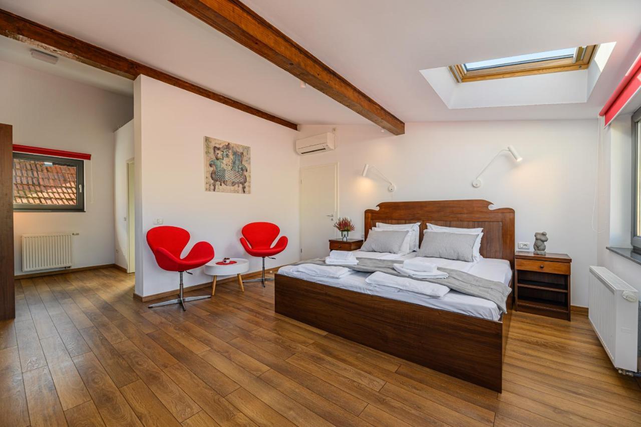 Sun Villas Accommodation Brasov Luaran gambar