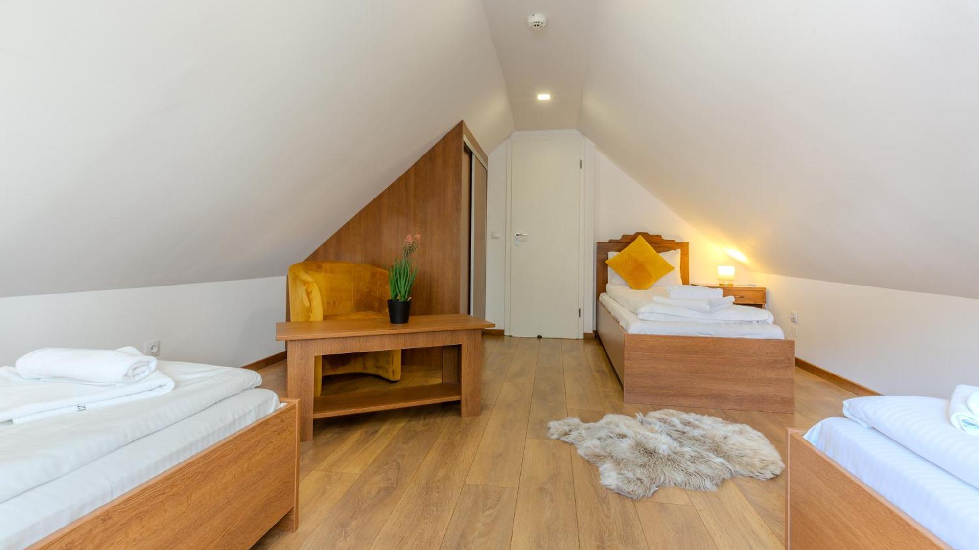 Sun Villas Accommodation Brasov Luaran gambar